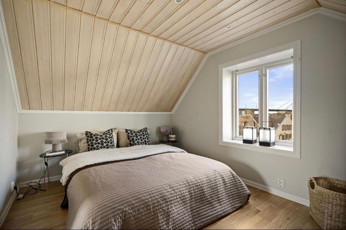 Cozy, Central And Urban House *