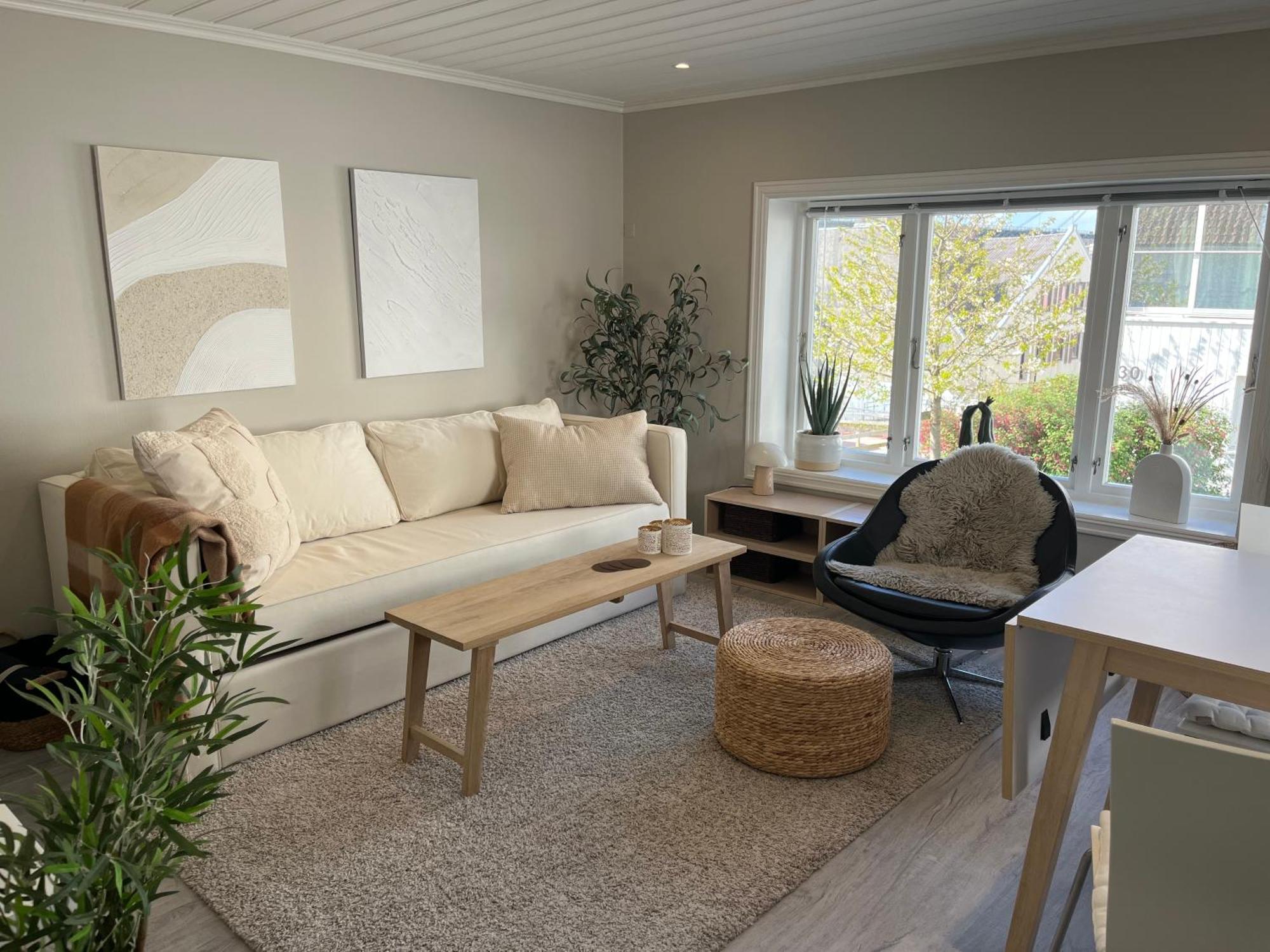 Cozy, Central And Urban House